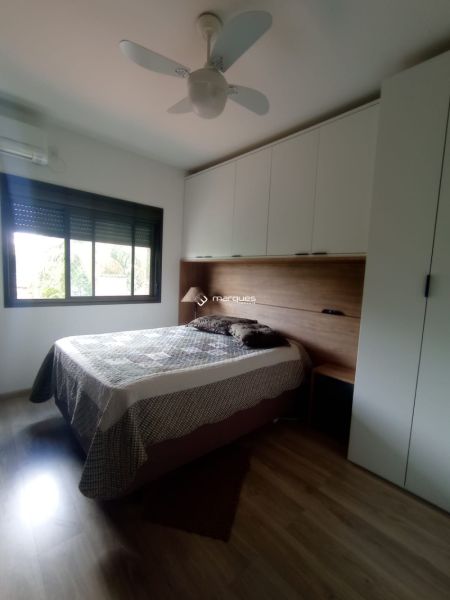 Apartamento com 3 quartos, 2 banheiros e 126m² à venda no bairro Centro, Pelotas