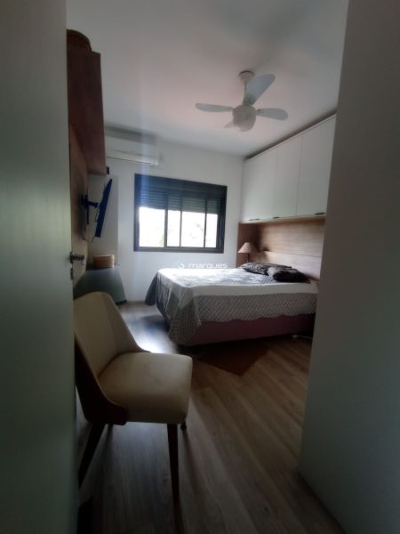 Apartamento com 3 quartos, 2 banheiros e 126m² à venda no bairro Centro, Pelotas