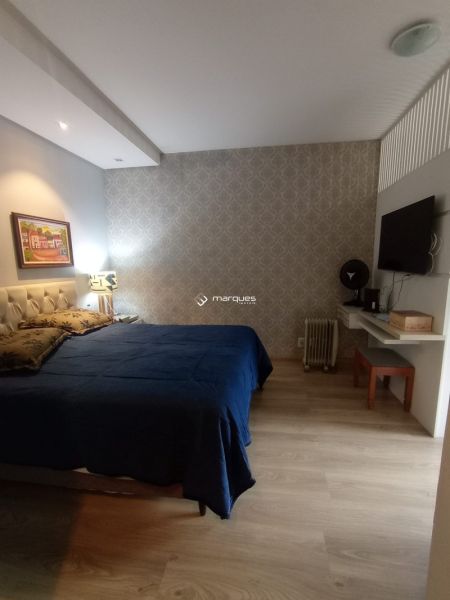 Apartamento com 3 quartos, 2 banheiros e 126m² à venda no bairro Centro, Pelotas