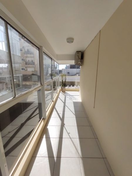 Apartamento com 3 quartos, 2 banheiros e 128m² à venda no bairro Centro, Pelotas