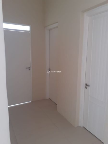 Casa Comercial com 2 quartos e 1 banheiro à venda no bairro Centro, Pelotas