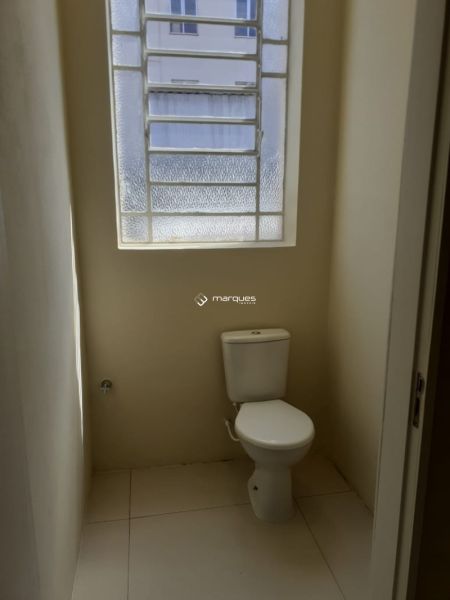 Casa Comercial com 2 quartos e 1 banheiro à venda no bairro Centro, Pelotas