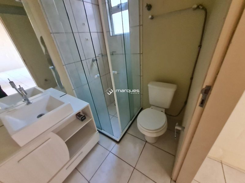 Apartamento com 2 quartos, 1 banheiro e 44m² à venda no bairro Areal, Pelotas