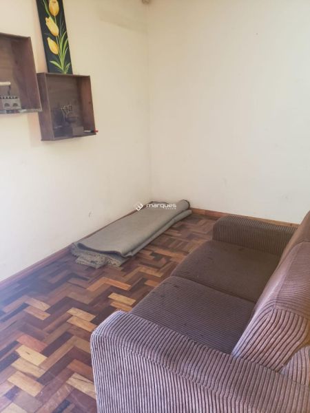 Casa com 5 quartos, 4 banheiros e 329m² à venda no bairro Três Vendas, Pelotas