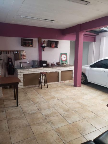 Casa com 5 quartos, 4 banheiros e 329m² à venda no bairro Três Vendas, Pelotas