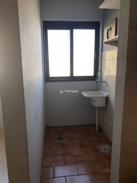 Apartamento com 2 quartos, 2 banheiros e 85m² à venda no bairro Centro, Pelotas