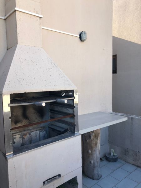 Apartamento com 2 quartos, 2 banheiros e 85m² à venda no bairro Centro, Pelotas