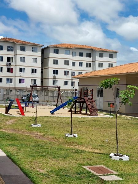 Apartamento com 2 quartos, 1 banheiro e 57m² à venda no bairro Areal, Pelotas