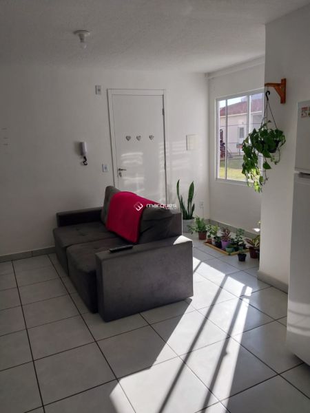 Apartamento com 2 quartos, 1 banheiro e 57m² à venda no bairro Areal, Pelotas