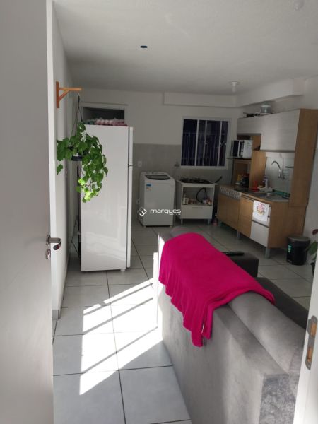 Apartamento com 2 quartos, 1 banheiro e 57m² à venda no bairro Areal, Pelotas