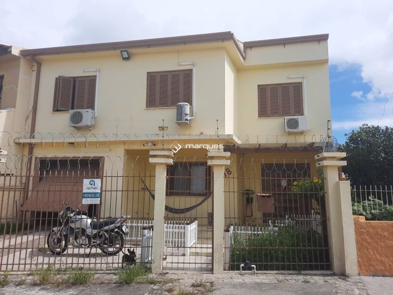 Casa com 5 quartos, 2 banheiros e 140m² à venda no bairro Areal, Pelotas