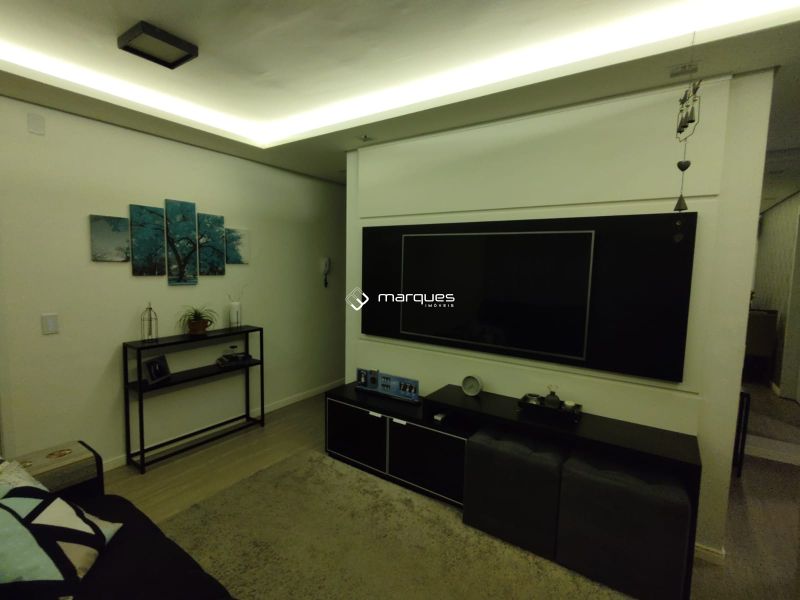 Apartamento com 2 quartos, 1 banheiro e 53m² à venda no bairro Umuharama, Pelotas