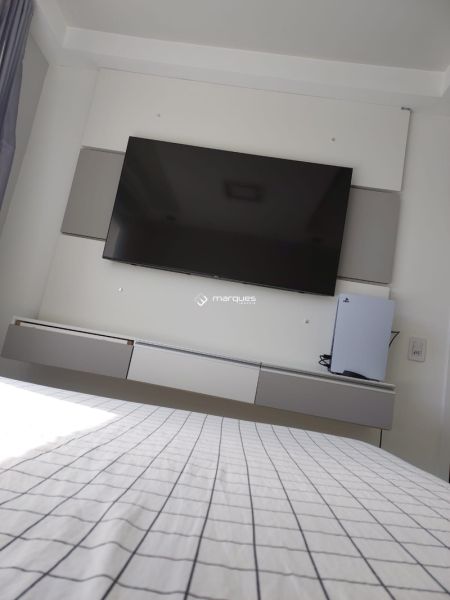 Apartamento com 2 quartos, 1 banheiro e 53m² à venda no bairro Umuharama, Pelotas