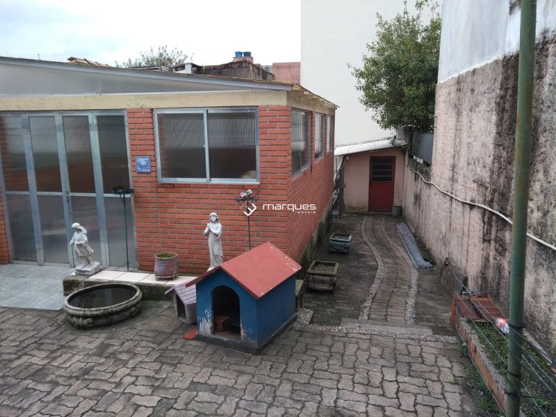 Casa com 3 quartos, 3 banheiros e 291m² à venda no bairro Areal, Pelotas