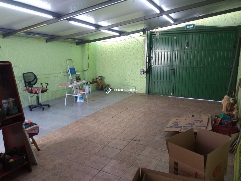 Casa com 3 quartos, 3 banheiros e 291m² à venda no bairro Areal, Pelotas
