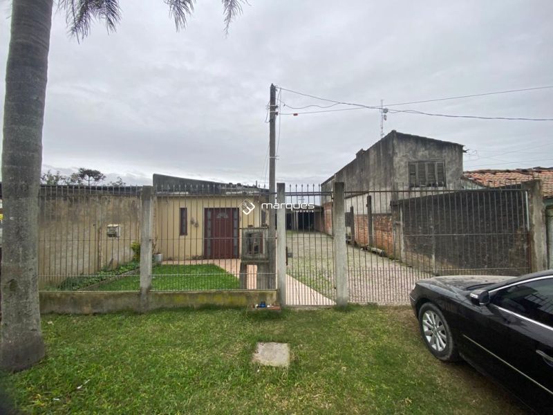 Casa com 2 quartos, 1 banheiro e 125m² à venda no bairro Três Vendas, Pelotas