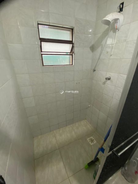 Casa com 2 quartos, 1 banheiro e 125m² à venda no bairro Três Vendas, Pelotas