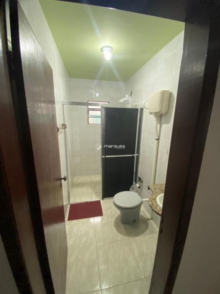 Casa com 2 quartos, 1 banheiro e 125m² à venda no bairro Três Vendas, Pelotas