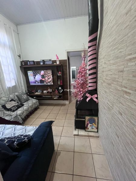 Casa com 3 quartos, 2 banheiros e 120m² à venda no bairro Centro, Pelotas