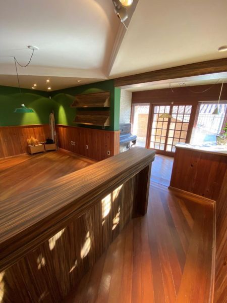 Sobrado com 4 quartos, 2 banheiros e 722m² à venda no bairro Laranjal, Pelotas