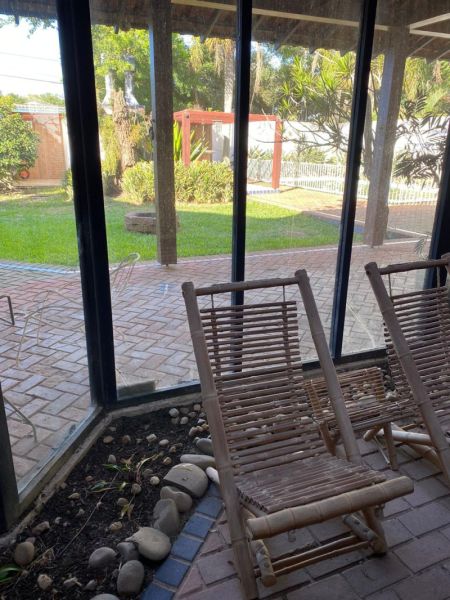 Sobrado com 4 quartos, 2 banheiros e 722m² à venda no bairro Laranjal, Pelotas