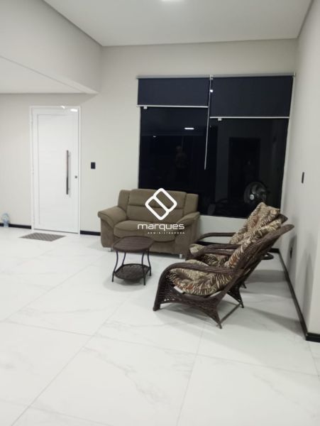 Casa com 2 quartos, 1 banheiro e 100m² à venda no bairro Três Vendas, Pelotas