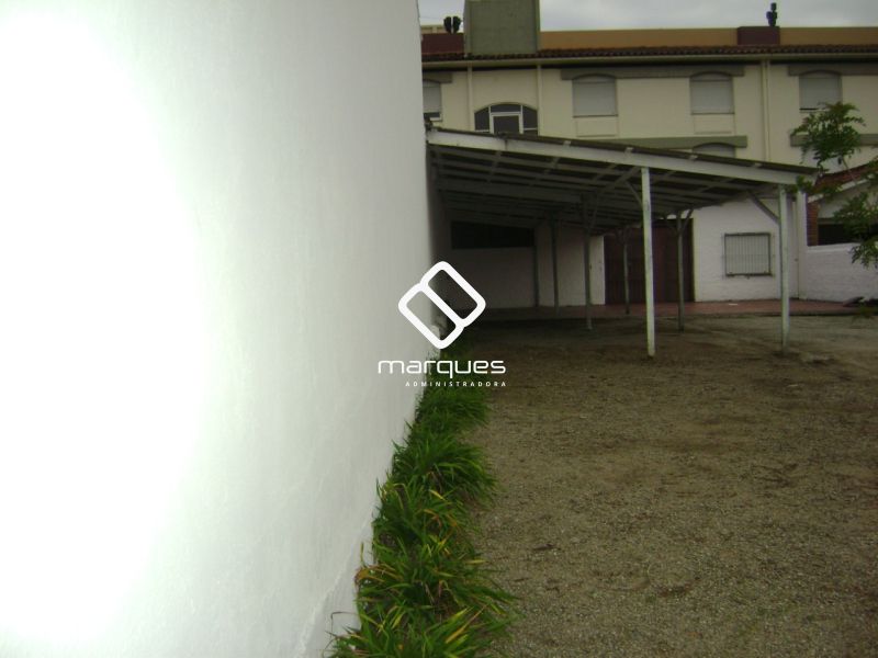 Prédio Comercial com 1 quarto, 1 banheiro e 111m² à venda no bairro Centro, Pelotas