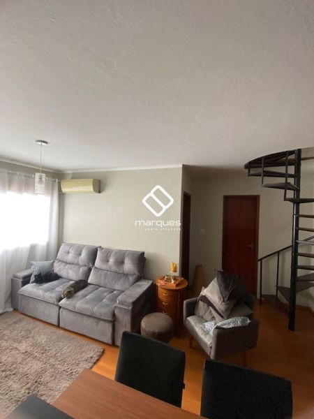Apartamento com 3 quartos, 2 banheiros e 80m² à venda no bairro Centro, Pelotas