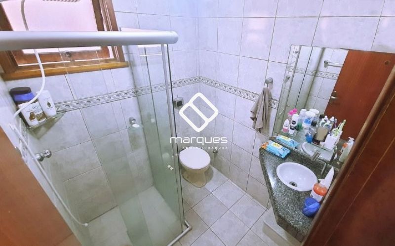 Apartamento com 3 quartos, 2 banheiros e 80m² à venda no bairro Centro, Pelotas