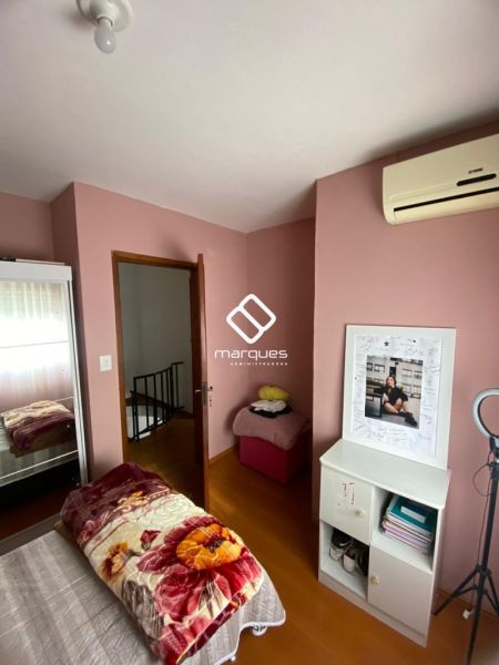 Apartamento com 3 quartos, 2 banheiros e 80m² à venda no bairro Centro, Pelotas