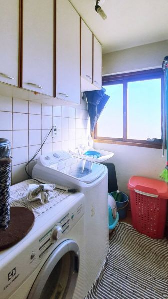 Apartamento com 3 quartos, 2 banheiros e 80m² à venda no bairro Centro, Pelotas