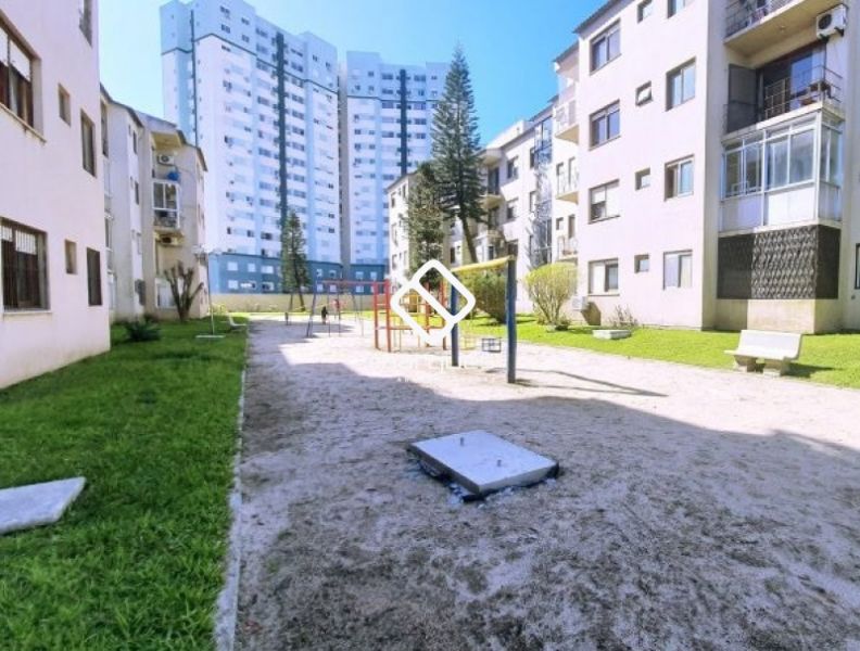 Apartamento com 3 quartos, 2 banheiros e 80m² à venda no bairro Centro, Pelotas