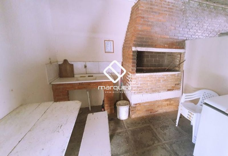 Apartamento com 3 quartos, 2 banheiros e 80m² à venda no bairro Centro, Pelotas