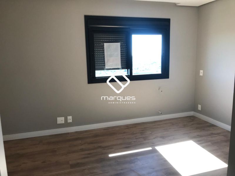 Apartamento com 2 quartos, 1 banheiro e 90m² à venda no bairro São Gonçalo, Pelotas
