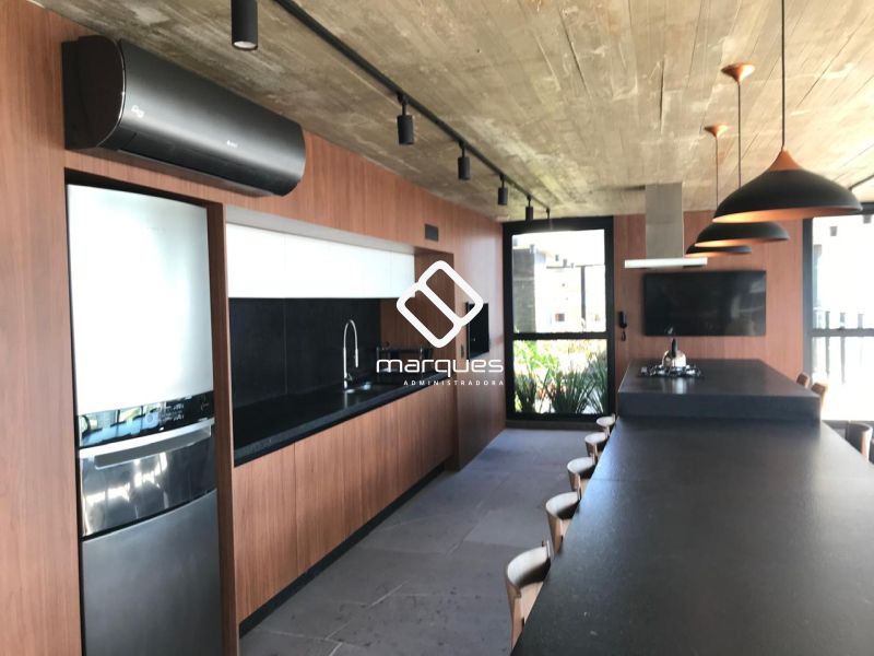 Apartamento com 2 quartos, 1 banheiro e 90m² à venda no bairro São Gonçalo, Pelotas