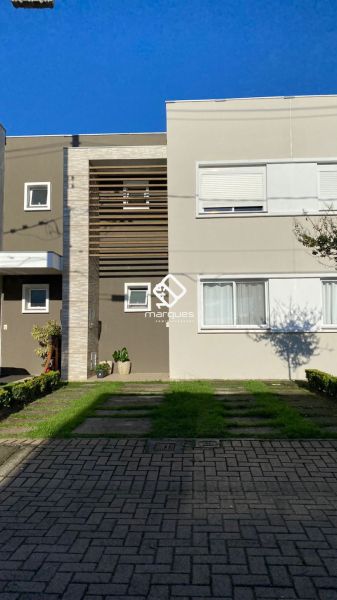 Casa com 2 quartos, 2 banheiros e 79m² à venda no bairro Areal, Pelotas