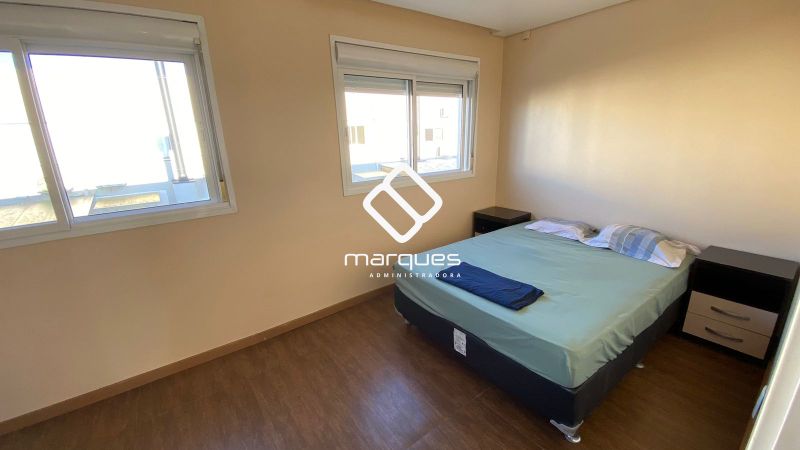 Casa com 2 quartos, 2 banheiros e 79m² à venda no bairro Areal, Pelotas