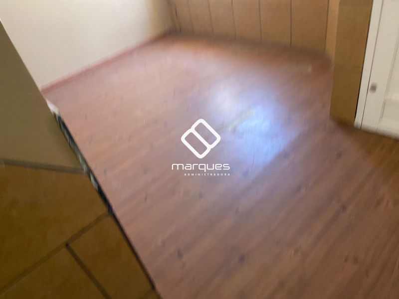 Casa com 2 quartos, 2 banheiros e 164m² à venda no bairro Santa Terezinha, Pelotas