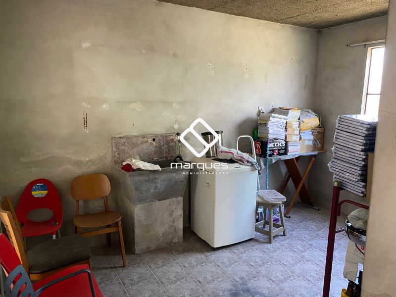 Casa com 2 quartos, 2 banheiros e 164m² à venda no bairro Santa Terezinha, Pelotas