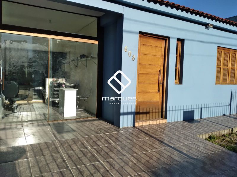 Casa com 2 quartos, 1 banheiro e 60m² à venda no bairro Areal, Pelotas