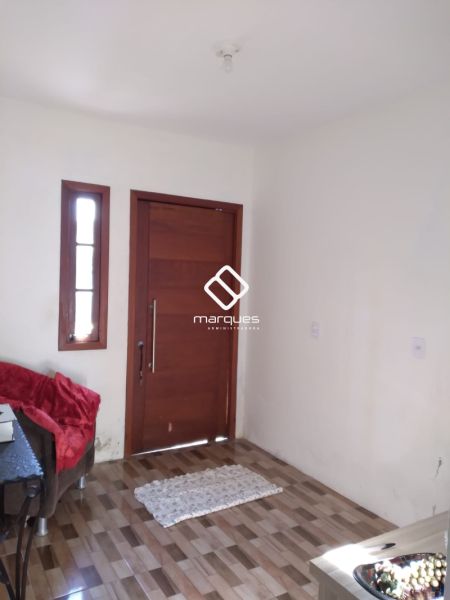 Casa com 2 quartos, 1 banheiro e 60m² à venda no bairro Areal, Pelotas