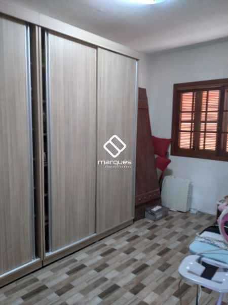 Casa com 2 quartos, 1 banheiro e 60m² à venda no bairro Areal, Pelotas
