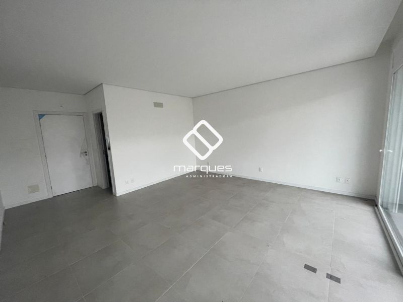 Apartamento com 1 quarto, 1 banheiro e 56m² à venda no bairro Centro, Pelotas