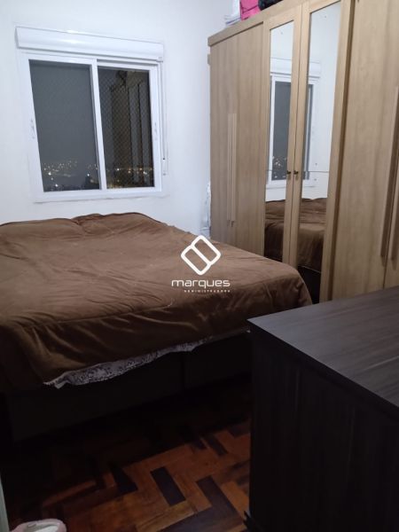 Apartamento com 2 quartos, 1 banheiro e 76m² à venda no bairro Centro, Pelotas