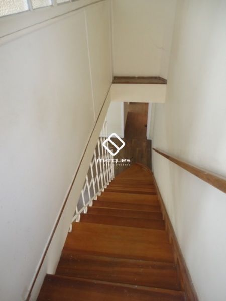 Sobrado com 3 quartos, 3 banheiros e 128m² à venda no bairro Centro, Pelotas