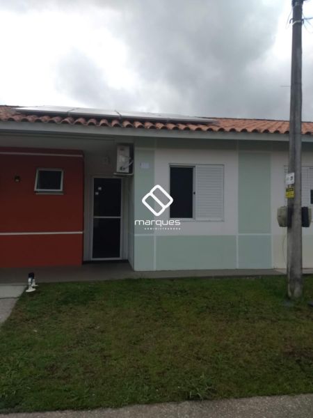 Casa com 2 quartos, 1 banheiro e 58m² à venda no bairro Três Vendas, Pelotas