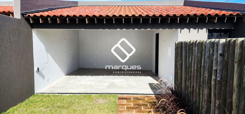 Casa com 3 quartos, 4 banheiros e 195m² à venda no bairro Recanto de Portugal, Pelotas