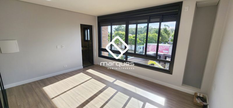 Casa com 3 quartos, 2 banheiros e 195m² à venda no bairro Recanto de Portugal, Pelotas