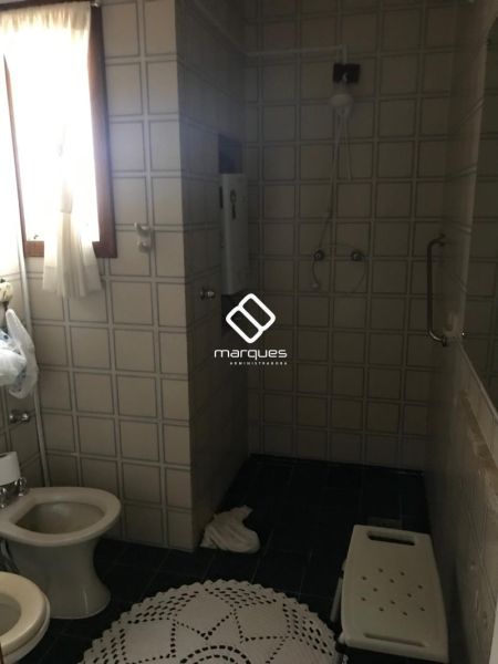 Apartamento com 2 quartos, 2 banheiros e 119m² à venda no bairro Centro, Pelotas