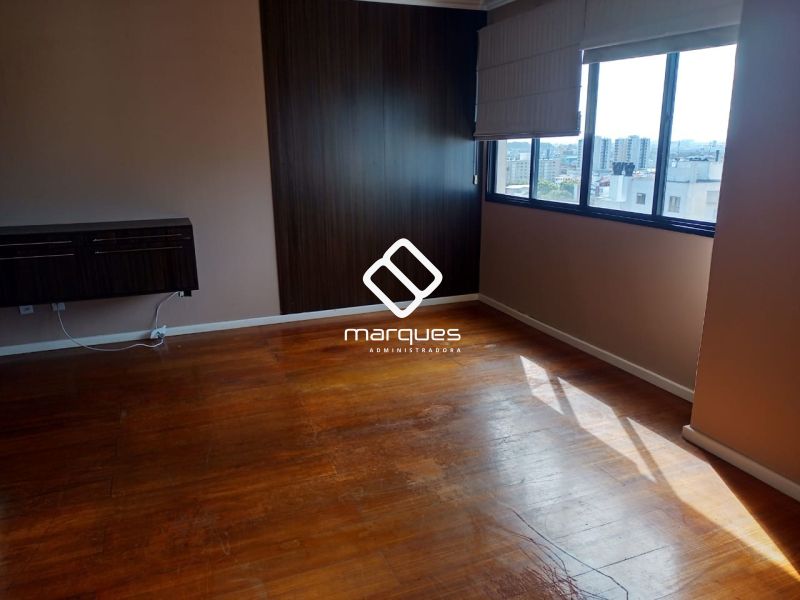 Apartamento com 2 quartos, 2 banheiros e 150m² à venda no bairro Centro, Pelotas